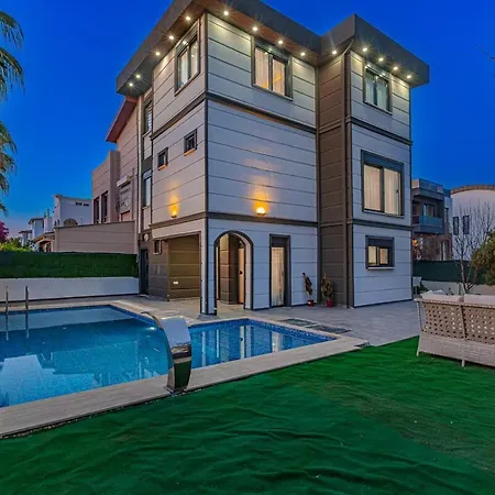 Near By The Land Of Legends , Private Pool With Jakuzzi Moon Villa *