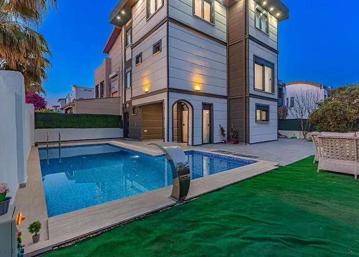 Near By The Land Of Legends , Private Pool With Jakuzzi Moon * Belek