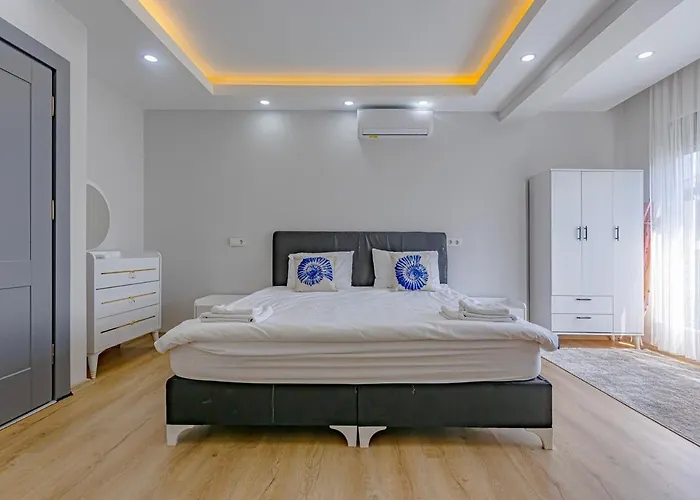 Near By The Land Of Legends , Private Pool With Jakuzzi Moon Вилла Белек